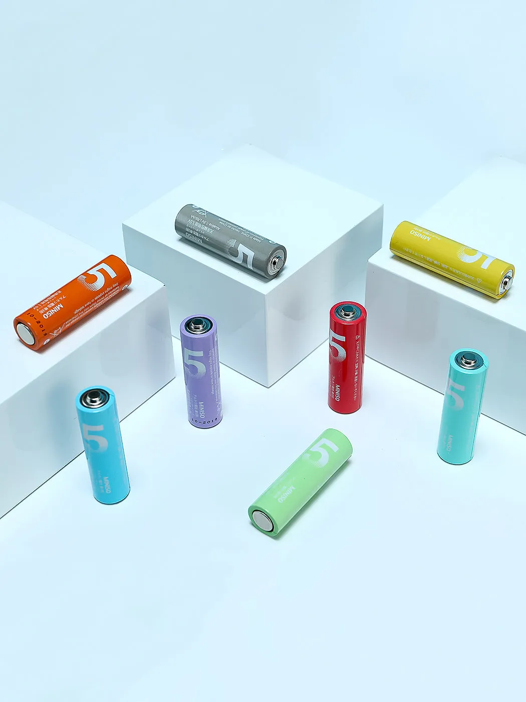 AA Alkaline Battery 8 Pack (Colorful)