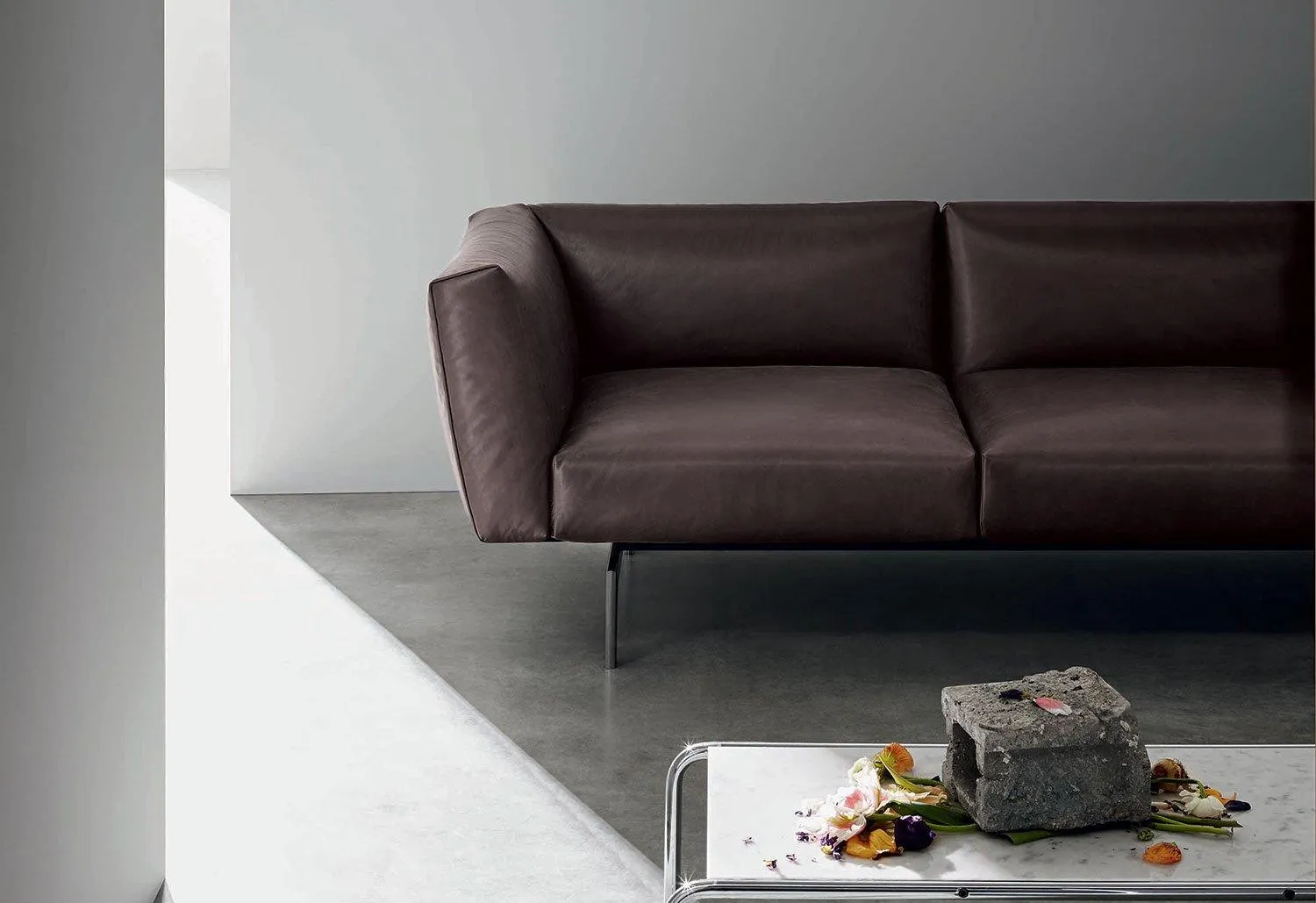 Avio Compact Sofa