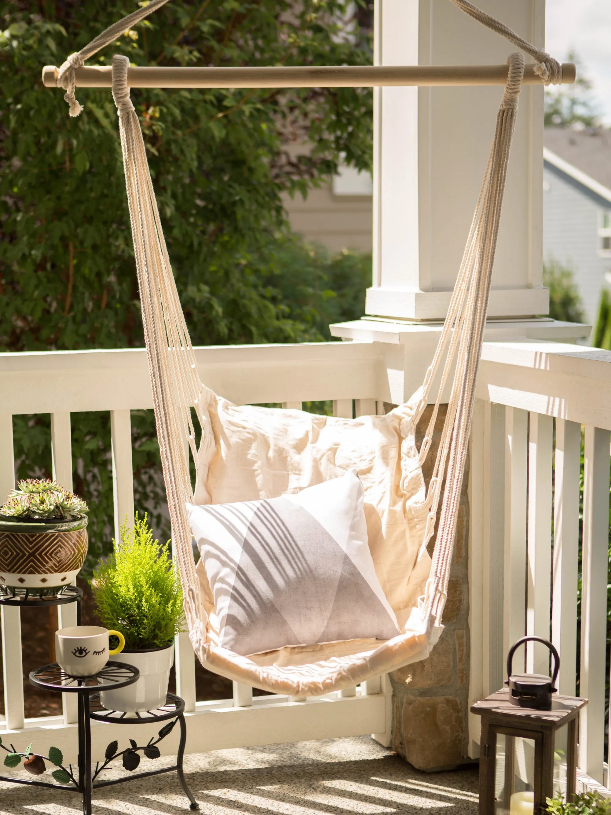 COTTON PADDED SWING CHAIR