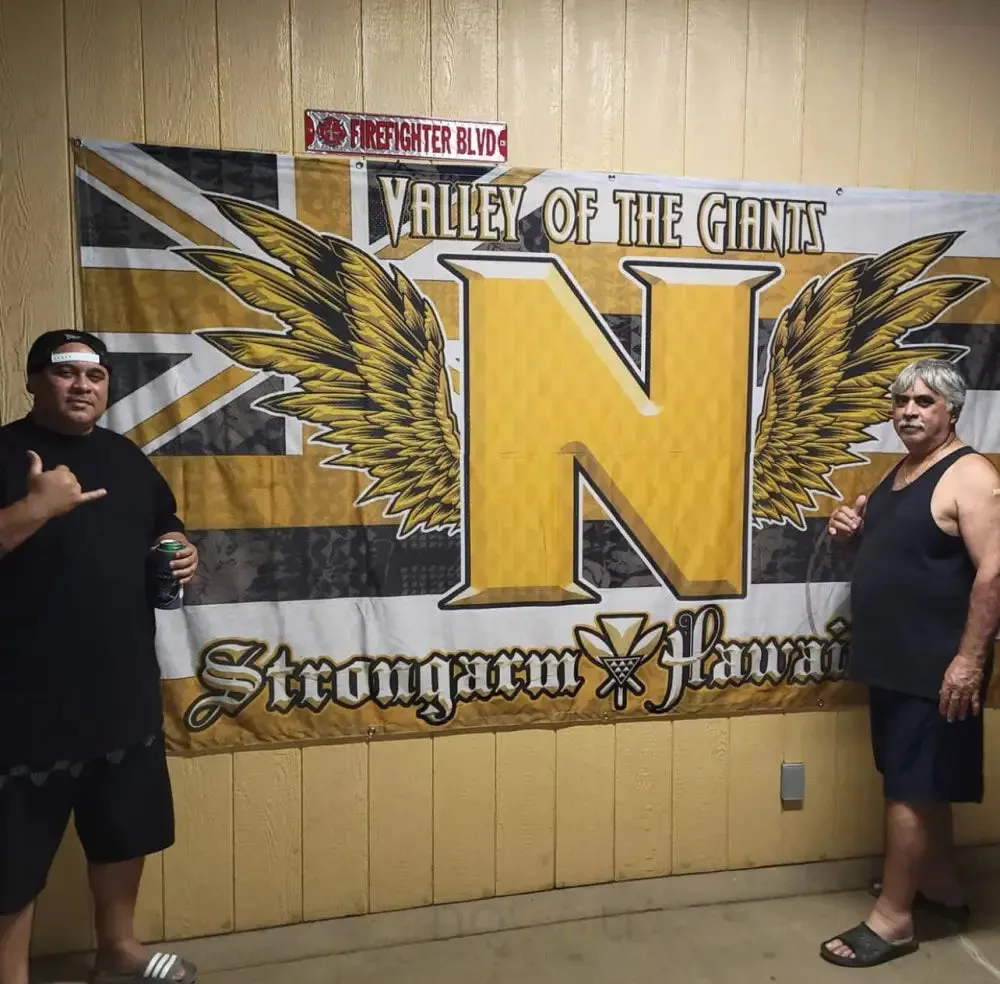 STRONGARM HAWAIIANS - CLEARANCE Poly Pride Sun Shade